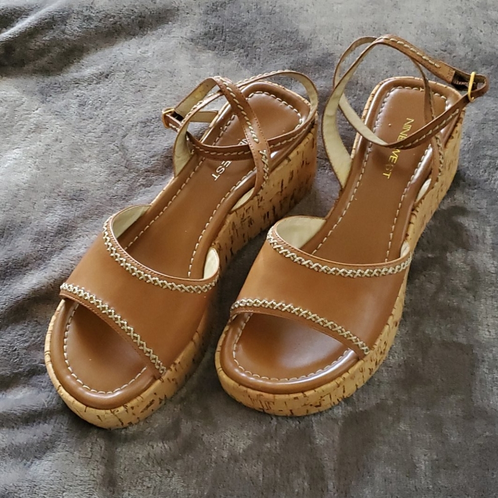 NINE West